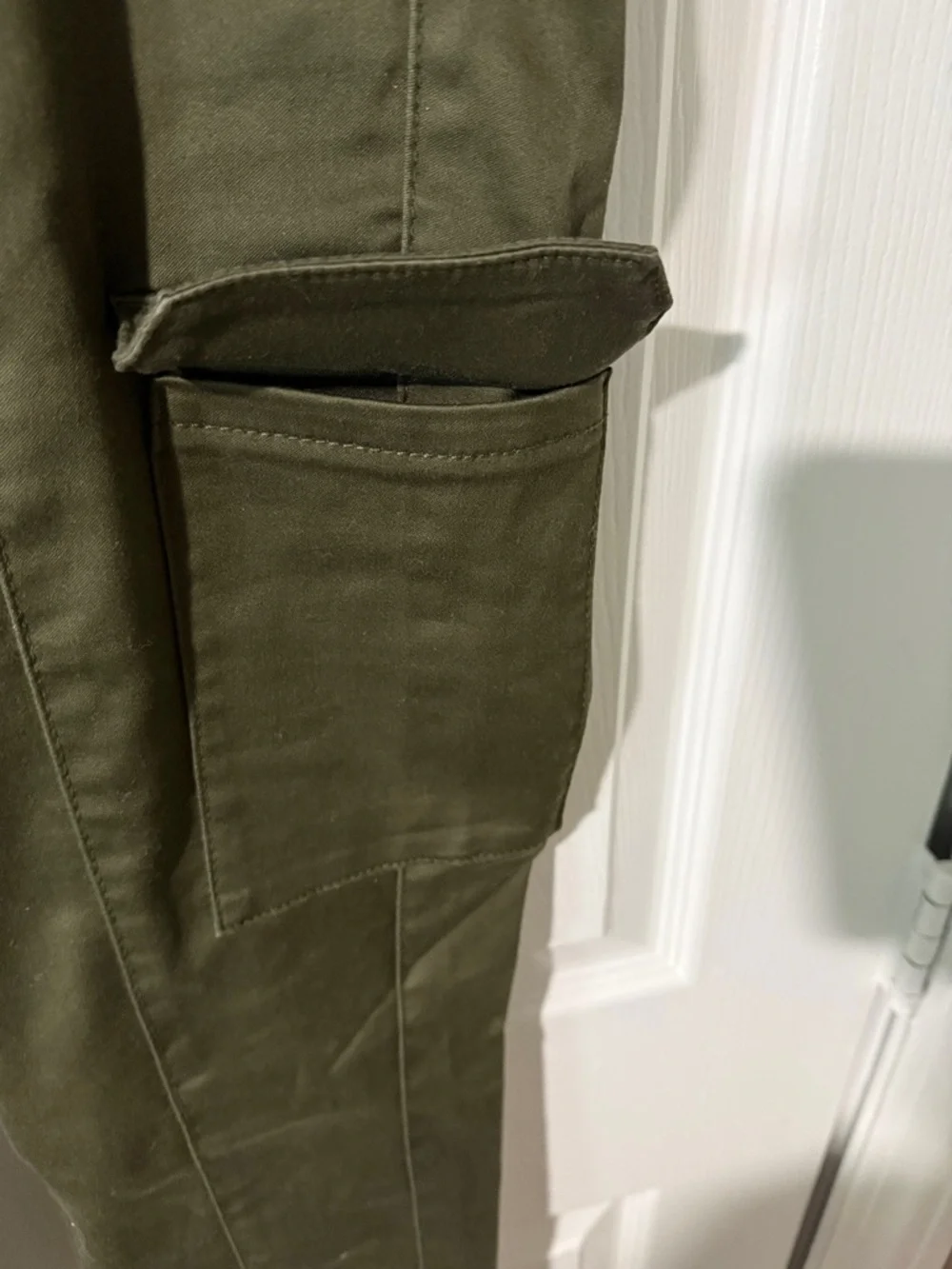 New York & Company Olive Green Cargo Pants - Picture 2 of 5